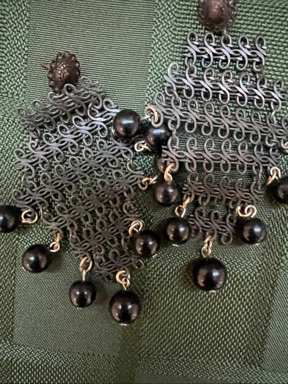 2 pairs Vintage Black Beaded Chainmaille Earrings and faux Snake skin earrings - Picture 7 of 9
